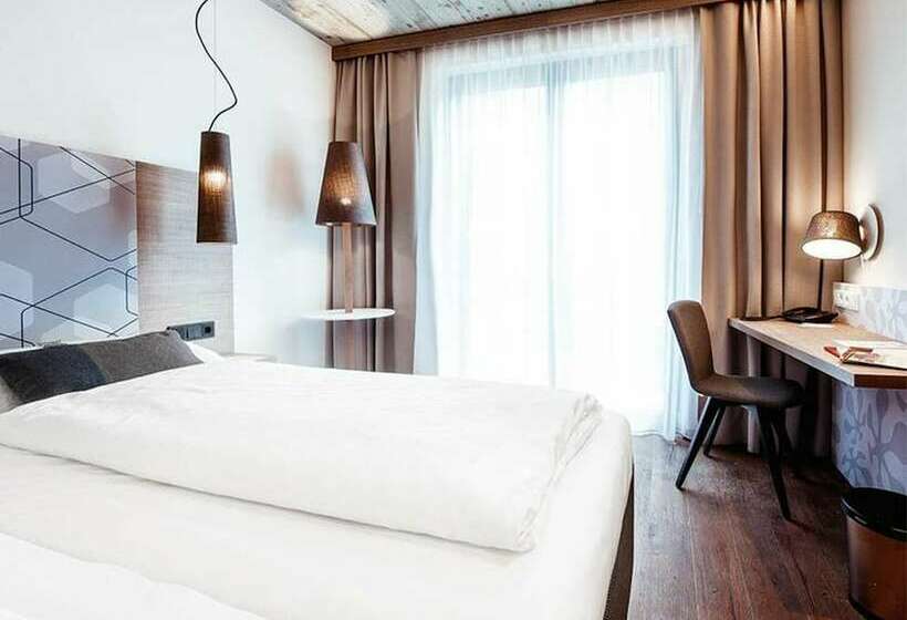Quarto Estandar, Arte Hotel Kufstein