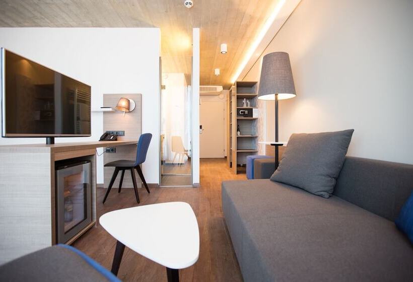 Escritório Estándar, Arte Hotel Kufstein