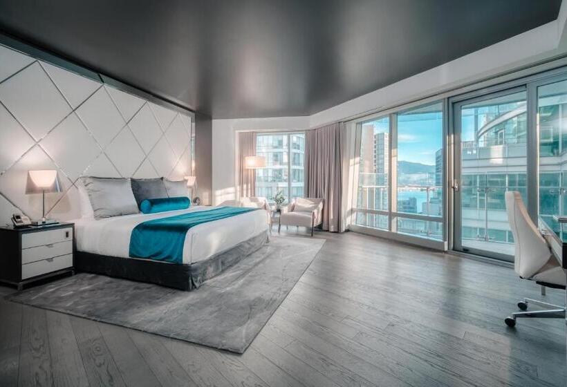 스탠다드 룸 킹사이즈 침대, Paradox Hotel Vancouver