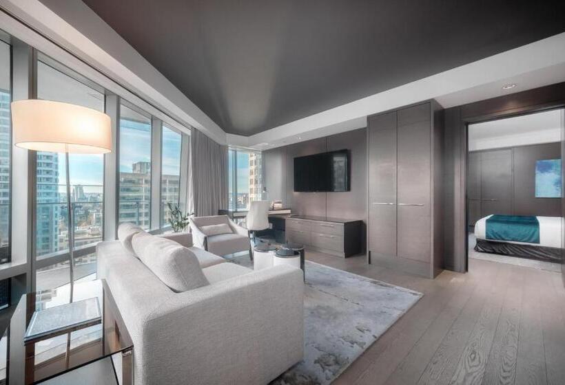 디럭스 스위트, Paradox Hotel Vancouver