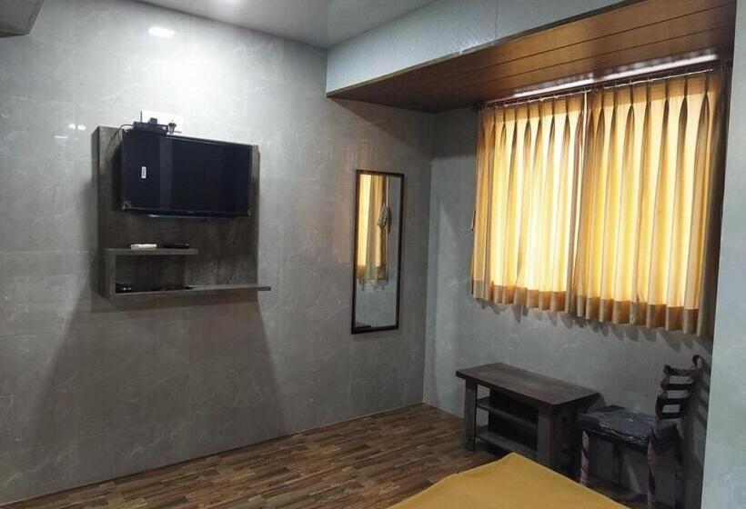 Номер Deluxe, Balaji Residency