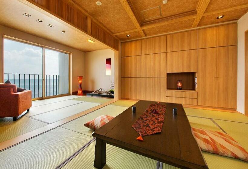 اتاق استاندارد چهارنفره با سرویس بهداشتی مشترک, Himi No Ryoriyado Minshuku Jyoyama