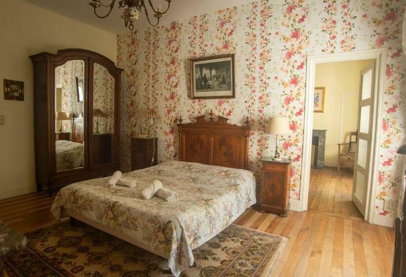 Номер Стандарт, Chateau De Rhodes