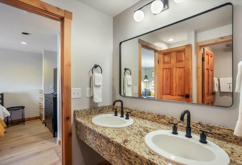 침실 1개 전망 아파트, Studio @ The Village W/incredible Views~sleeps 4