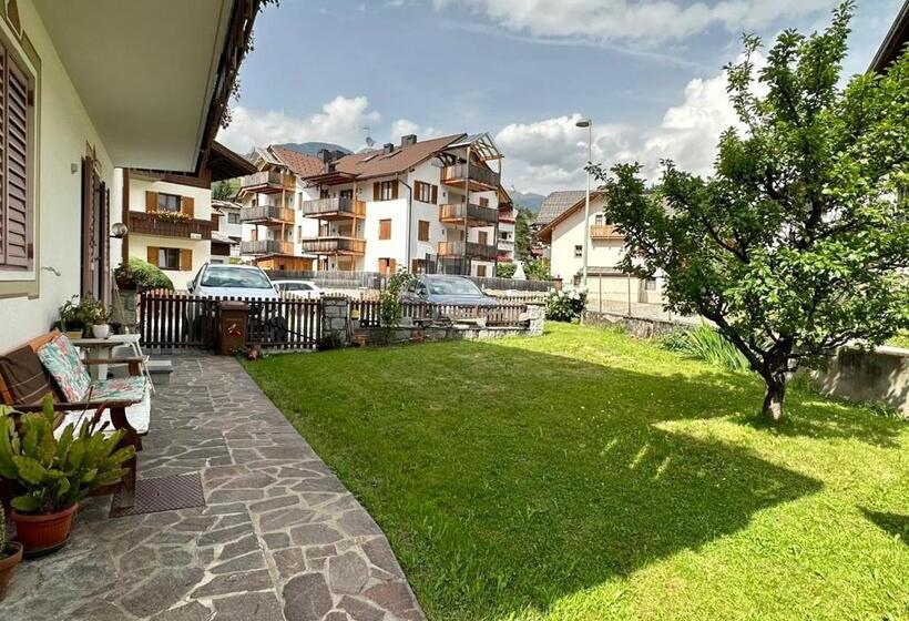 Стандартный внешний трехместный номер с ванной комнатой, B&b & Apartments Gasser