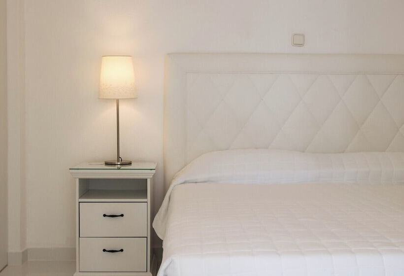 דירת חדר נוף לים, Adikri Villas & Suites