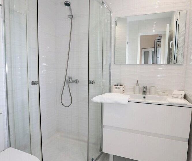 דירת חדר, Adikri Villas & Suites