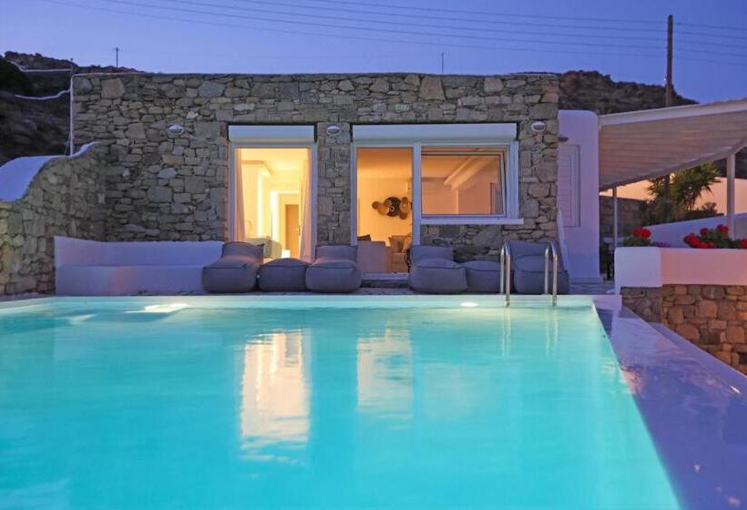 וילה עם חדר שינה אחד ובריכת שחיה, Adikri Villas & Suites