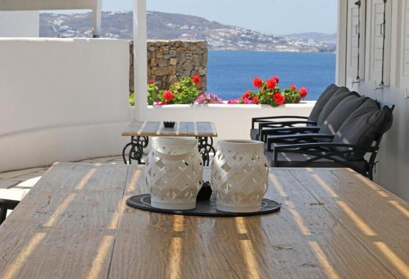 וילה עם חדר שינה אחד ובריכת שחיה, Adikri Villas & Suites