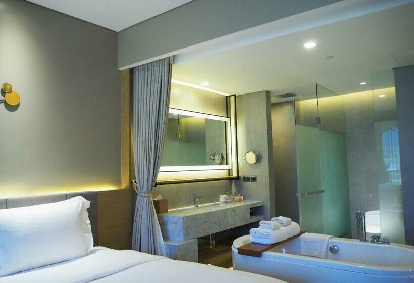 带大床的豪华间, Dusitd2 Khao Yai