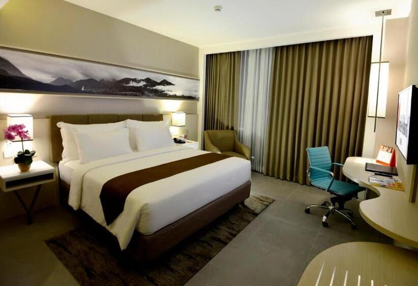 Номер Deluxe, Swiss Belhotel Jambi