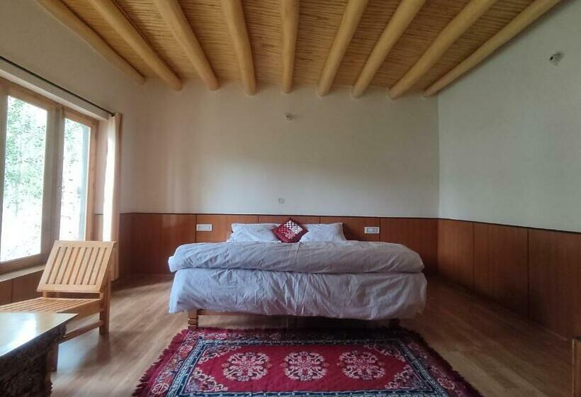 اتاق اکونومی, Streamlet Homestay