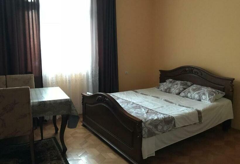 Triple Room Sea View, Temo S Guesthouse