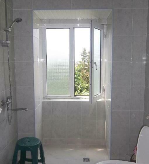 اتاق استاندارد با بالکن, Temo S Guesthouse