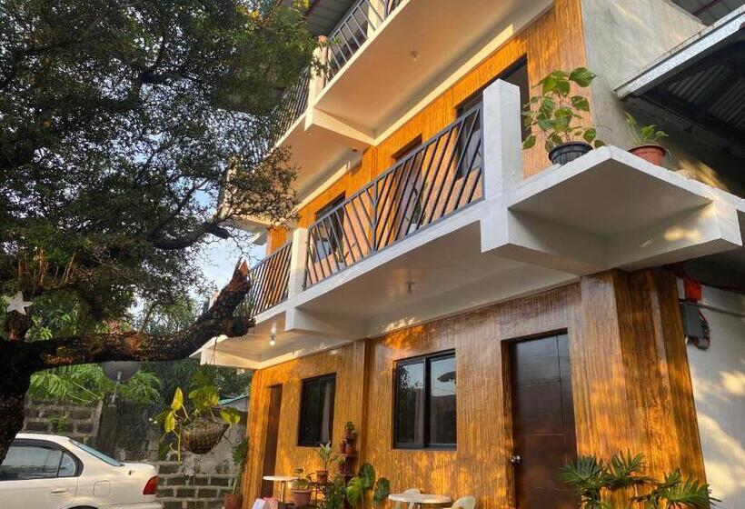 Номер Стандарт с Балконом, Traditional Filipino Home Near 100 Islands Wharf