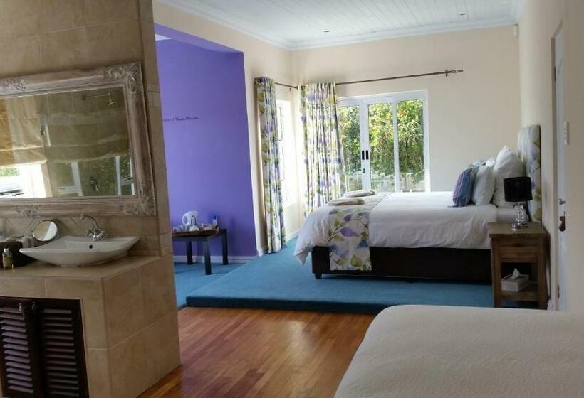 Люкс Вид на Горы, African Tulip Guesthouse