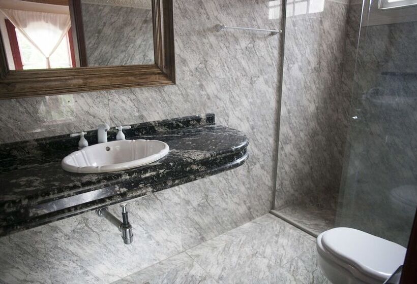 Номер Deluxe, Almaserra Vila