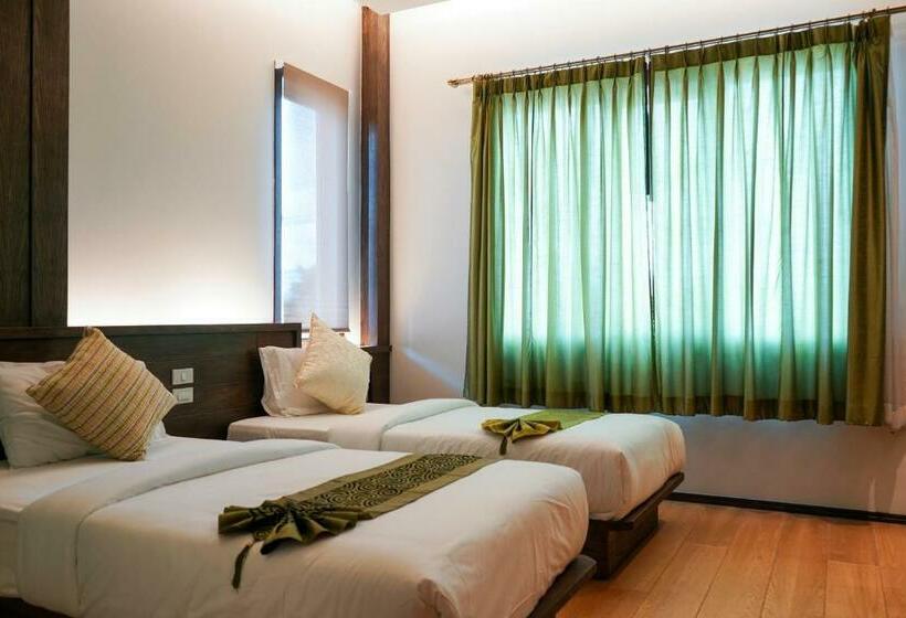 デラックスルーム, Risasinee Spa & Resort