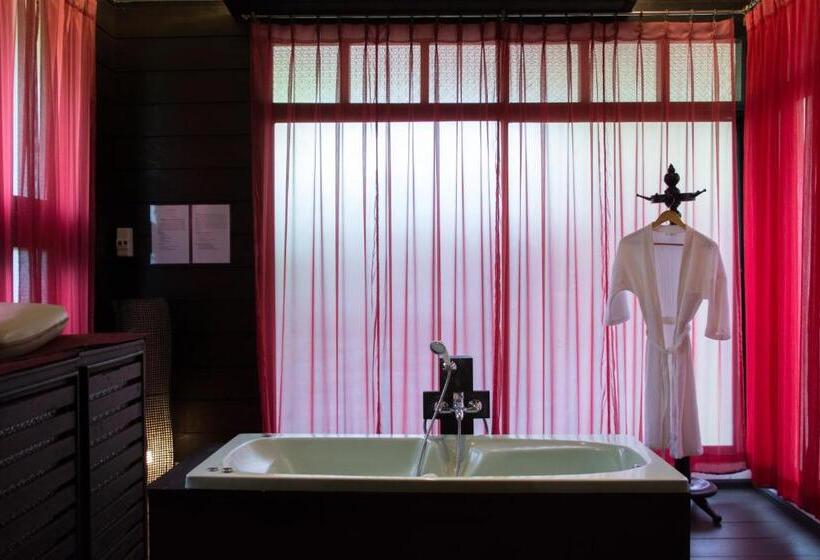 デラックススイート, Risasinee Spa & Resort