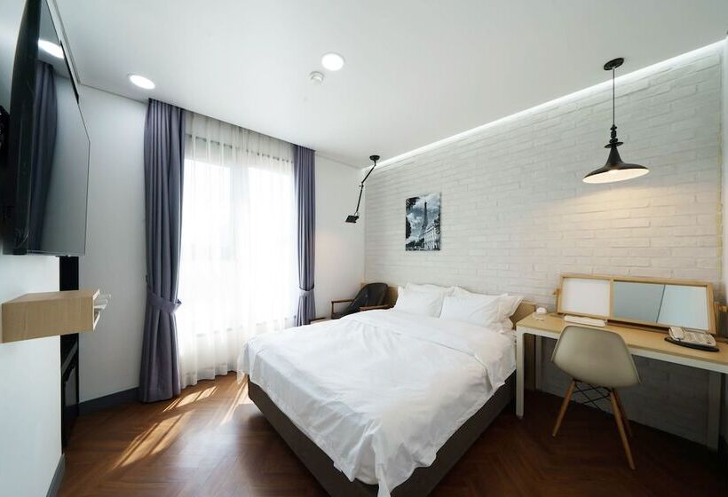 Номер Стандарт, Boutique Hotel Wine
