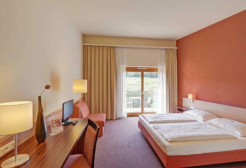 Номер Superior с Балконом, Familien Hotel Krainz