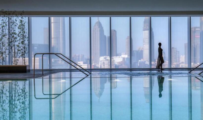 سوییت لوکس, Four Seasons Hotel Tianjin