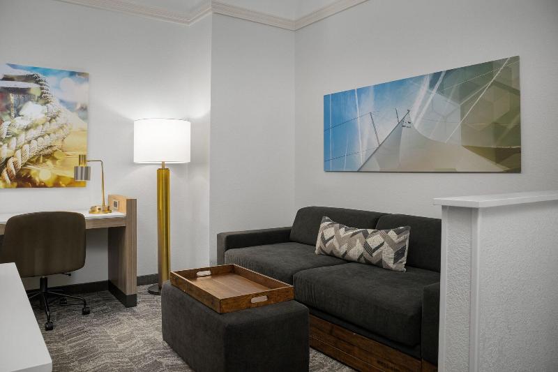 اتاق لوکس با تخت بزرگ, Four Seasons Hotel Tianjin