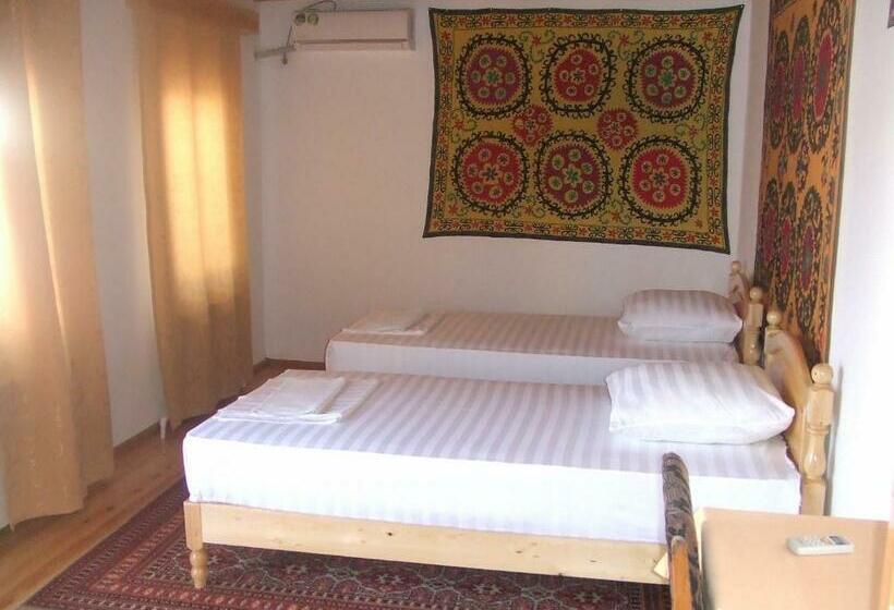 스탠다드 룸, Sarrafon Guest House