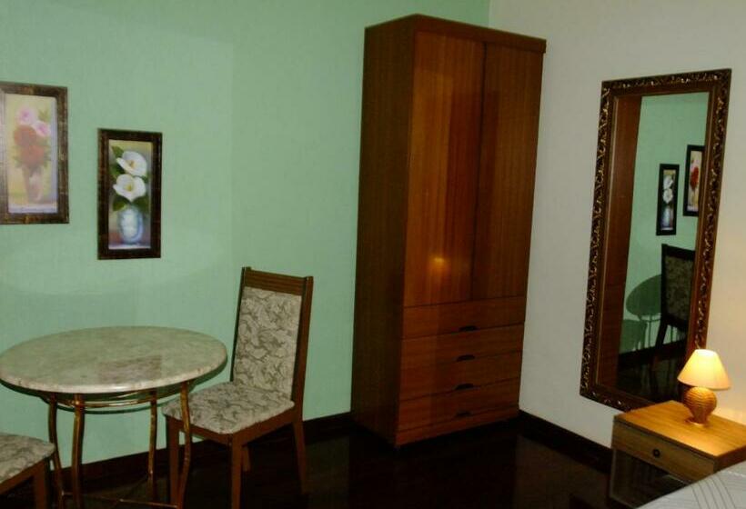 سوییت, Pousada Apricare