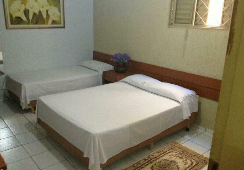 غرفة قياسية ثلاثية, Itamarati