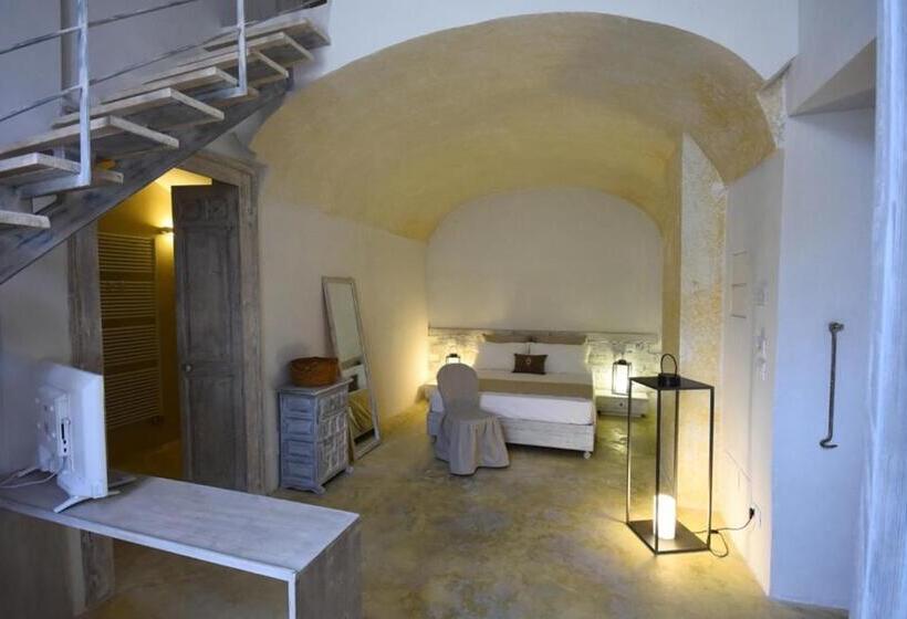 디럭스 룸, Palazzo Castriota