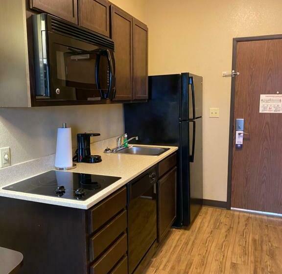 适合残疾人使用的标准间, Suburban Studios Washington, Pa
