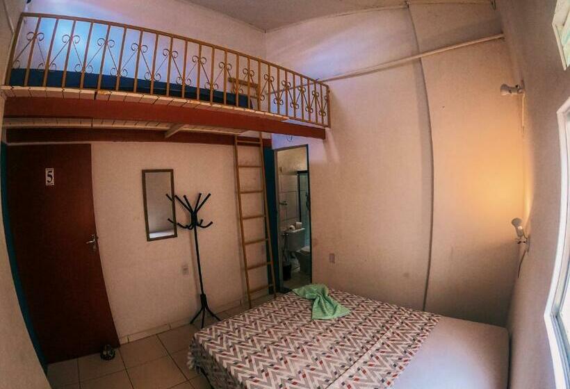 Номер Стандарт Трехместный, Viela Hostel