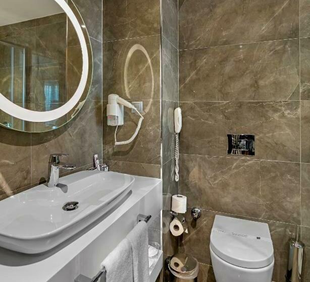 اتاق لوکس, B Business Hotel & Spa