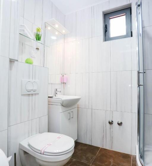 آپارتمان 1 خوابه با بالکن, Garni Hotel Arka