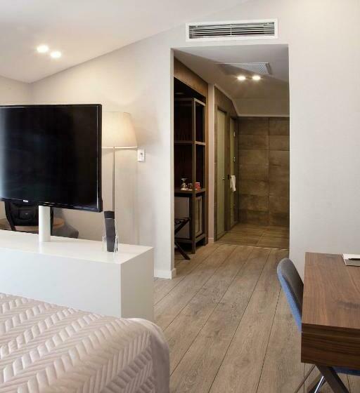 اتاق لوکس با بالکن, Casa Bianca
