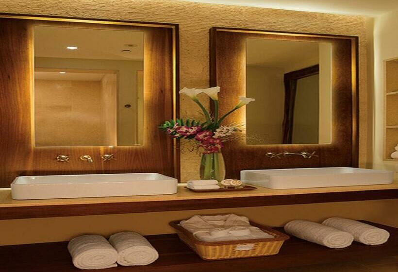 سوئیت جونیور کلوب با چشم‌انداز, Secrets Cap Cana Resort & Spa - Adults Only - All Inclusive