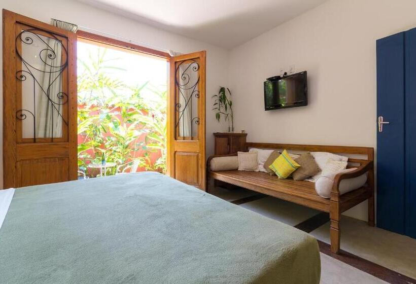 Suíte Deluxe, Pousada Pontal Gardens