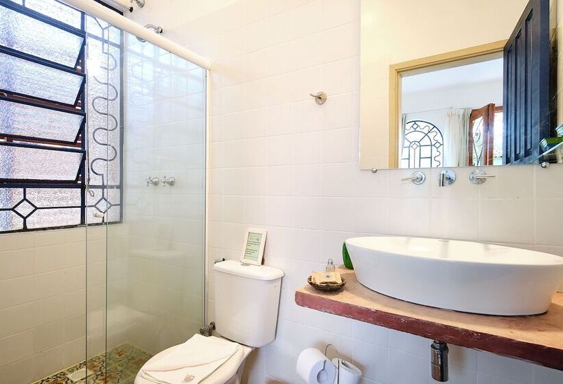 Quarto Triplo Superior, Pousada Pontal Gardens