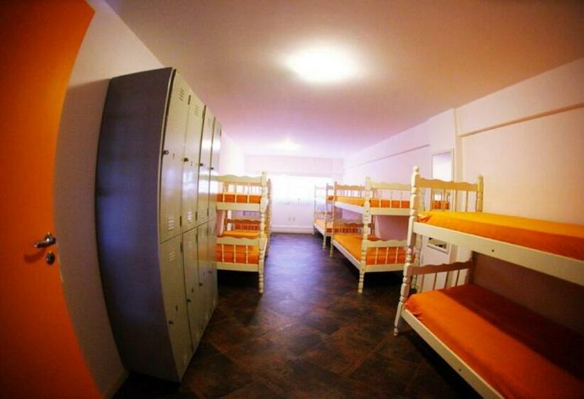 Кровать в Общей Комнате, Hostel Toca Da Moréia Bombinhas