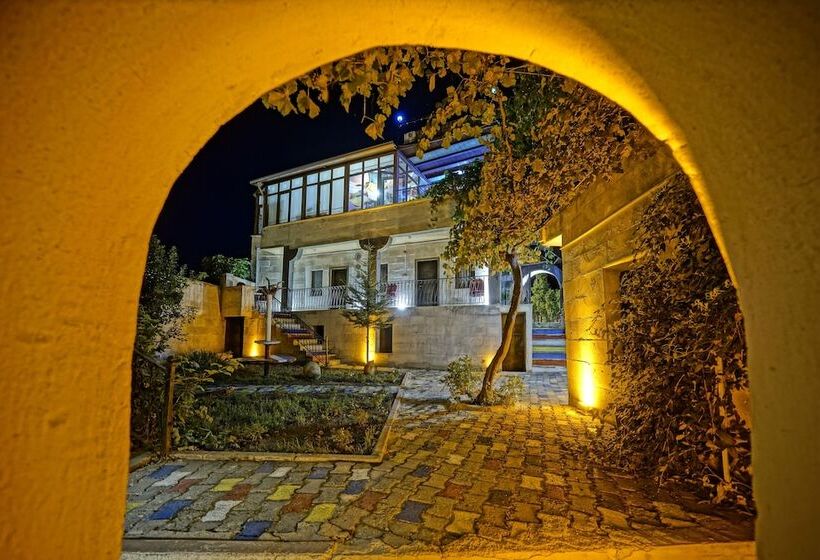 Номер Стандарт, Goreme Art Stone