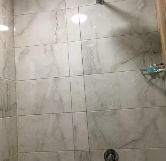 اتاق لوکس یک تخته, Koc