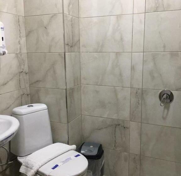 اتاق استاندارد با بالکن, Koc