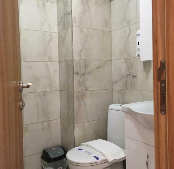 اتاق استاندارد با بالکن, Koc