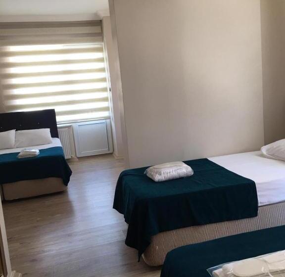 اتاق استاندارد چهارنفره با بالکن, Koc