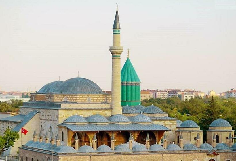 اتاق استاندارد سه نفره, Mesnevi