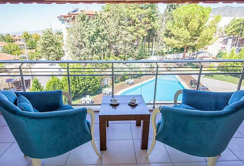 Четырехместный Номер Deluxe, Pamukkale Whiteheaven Suite