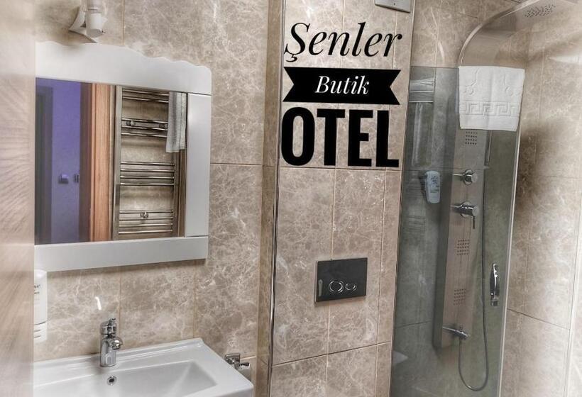 اتاق استاندارد با چشم‌انداز استخر, Senler Boutique
