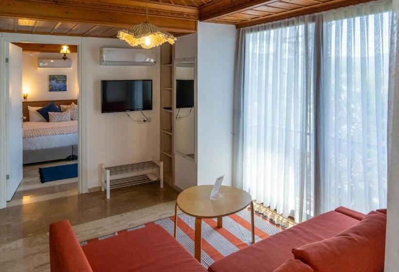 Студио Стандарт с Балконом, Villa Marine