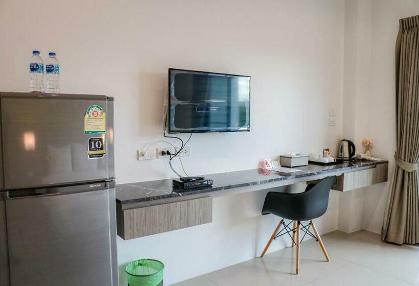 חדר דלוקס עם מרפסת, S2 Airport Residence